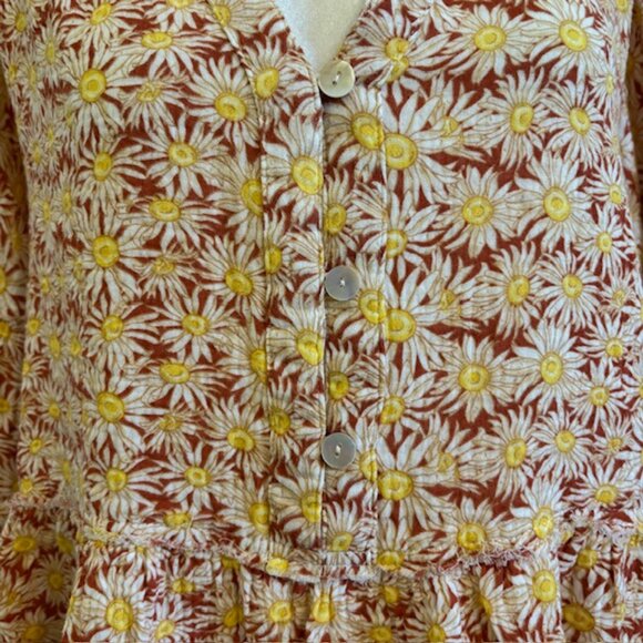 NWT Simply Southern Sunflower Print Long Sleeve Button Front Peplum Crop Top LG - Picture 3 of 11